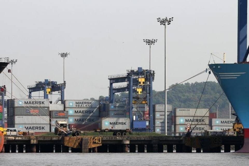 Containerterminal bei Mumbai