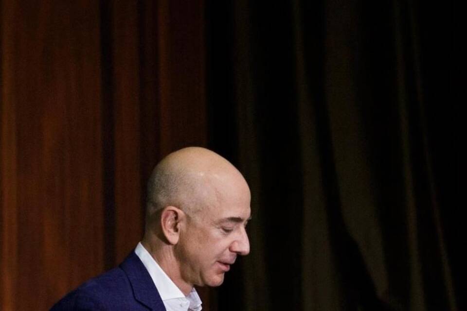 Jeff Bezos Jeff Bezos