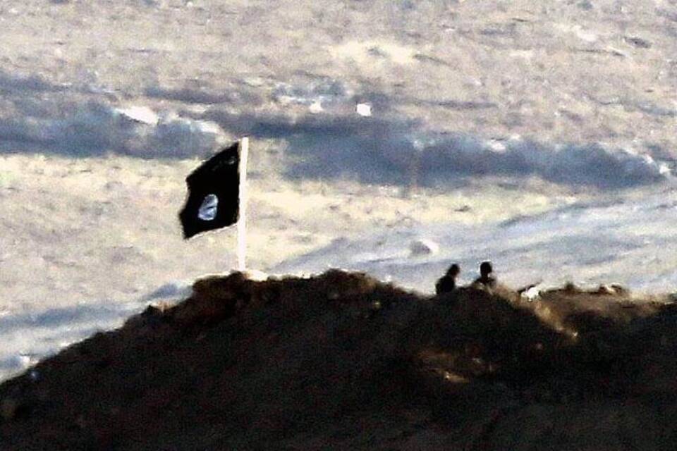 IS Kämpfer an der türkischen Grenze