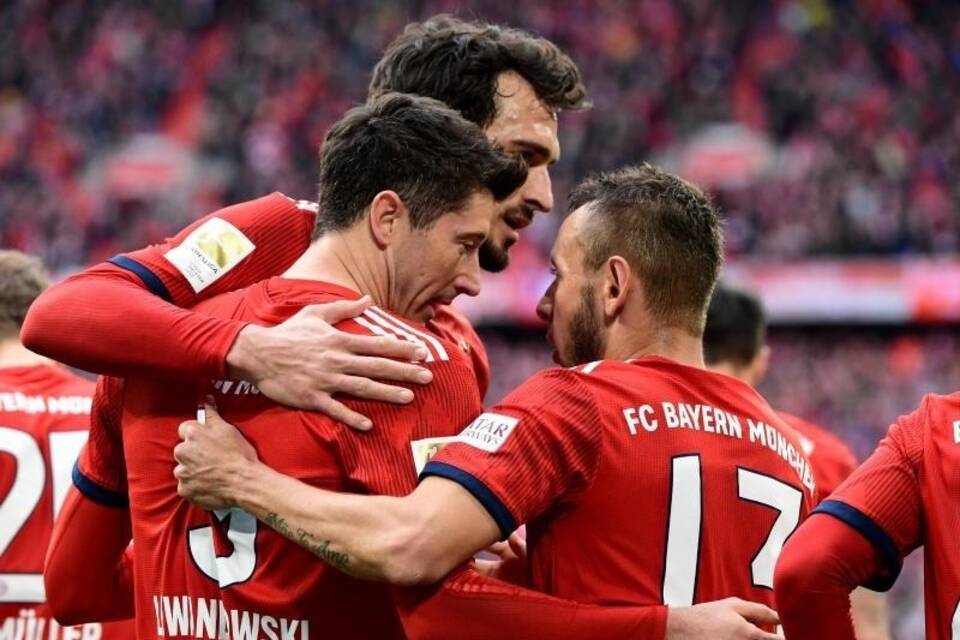 Bayern München - VfL Wolfsburg Bayern München - VfL Wolfsburg