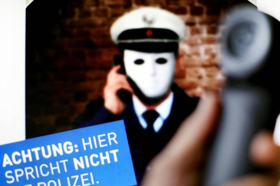 Falsche Polizisten Falsche Polizisten