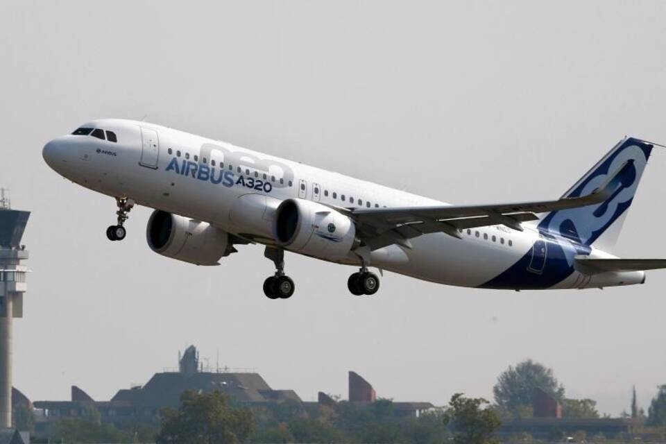 Airbus A320neo Airbus A320neo