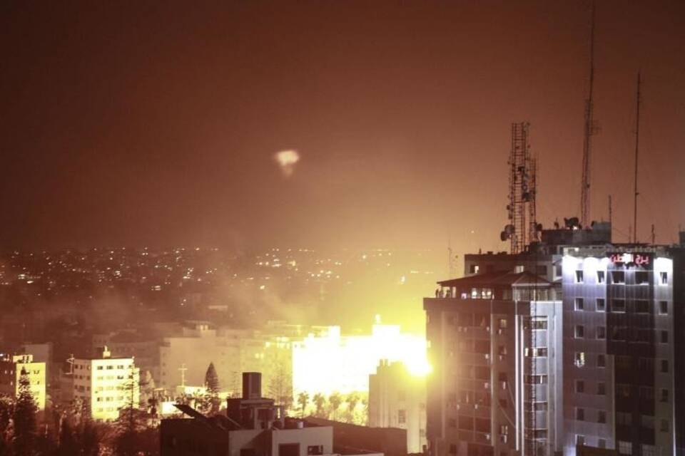 Flammen in Gaza Flammen in Gaza