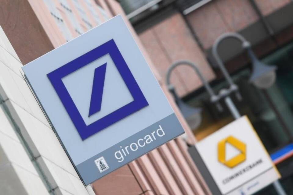 Deutsche Bank und Commerzbank Deutsche Bank und Commerzbank