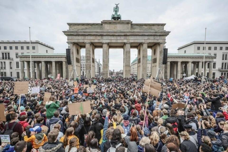 Rede unterm Brandenburger Tor Rede unterm Brandenburger Tor