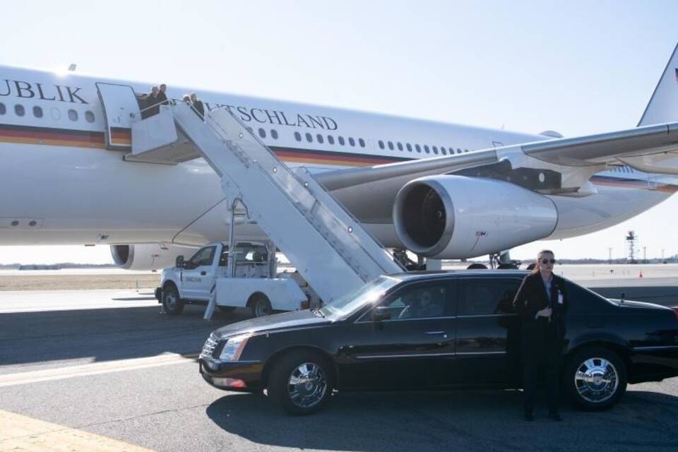 Regierungsflieger «Konrad Adenauer» in New York Regierungsflieger «Konrad Adenauer» in New York