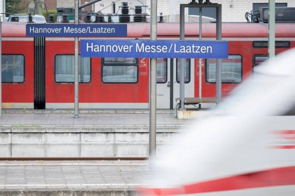 Bahnhof Hannover Messe/Laatzen