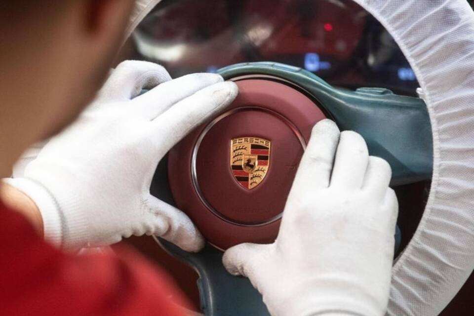 Porsche AG Porsche AG