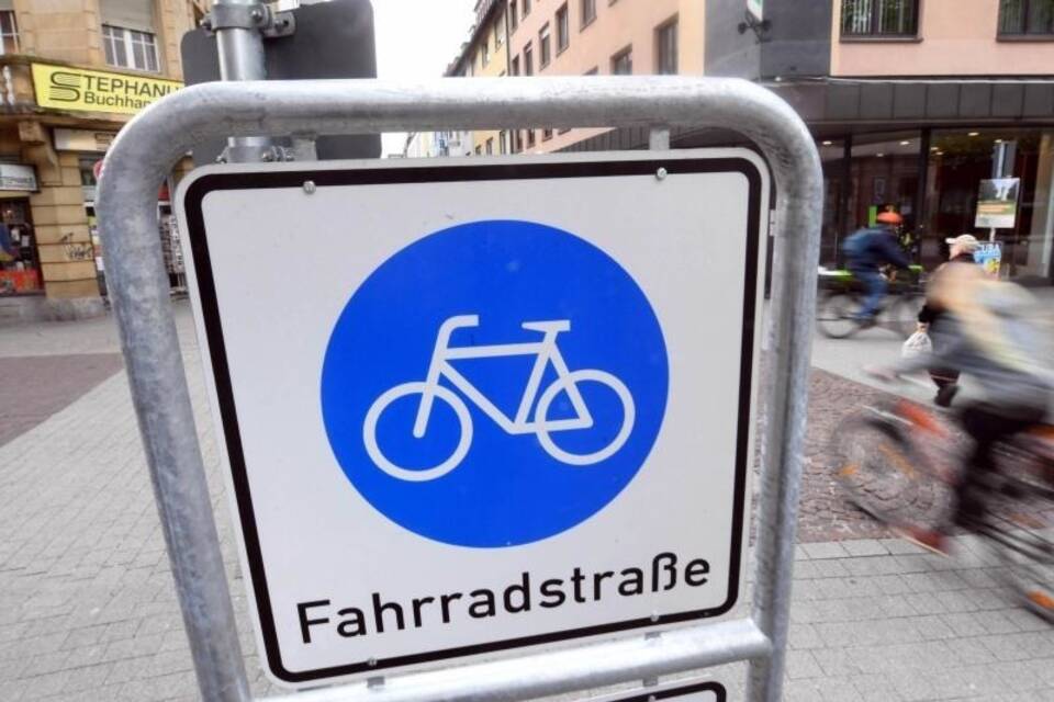 Fahrradstraße in Karlsruhe Fahrradstraße in Karlsruhe
