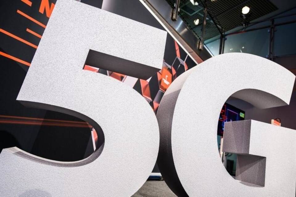 Auktion von 5G-Mobilfunkfrequenzen Auktion von 5G-Mobilfunkfrequenzen
