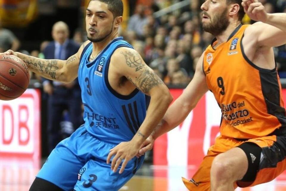 ALBA Berlin - Valencia BC ALBA Berlin - Valencia BC