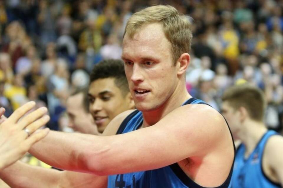 Luke Sikma Luke Sikma