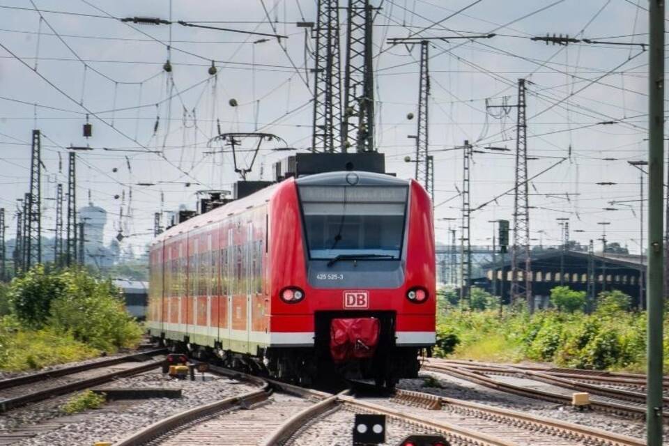 Regionalzug Regionalzug