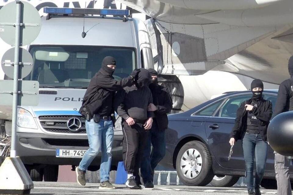 Mutmaßliches IS-Mitglied festgenommen
