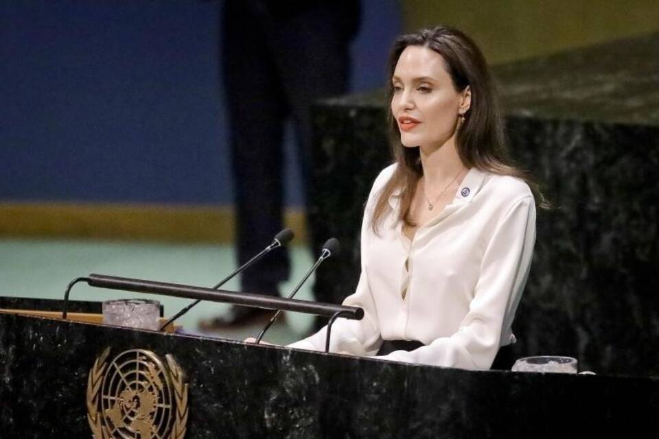 Angelina Jolie