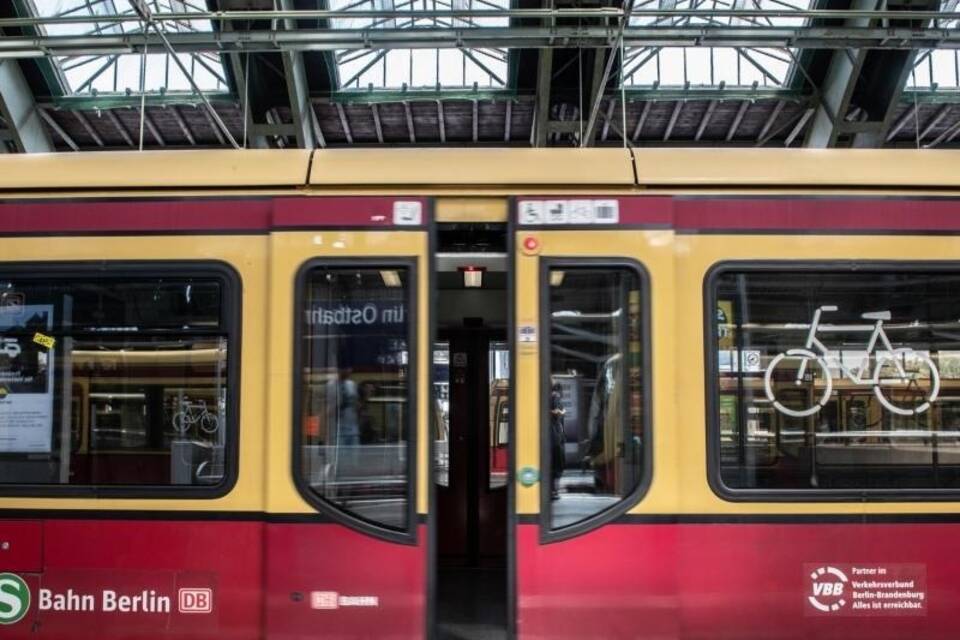 S-Bahn in Berlin S-Bahn in Berlin