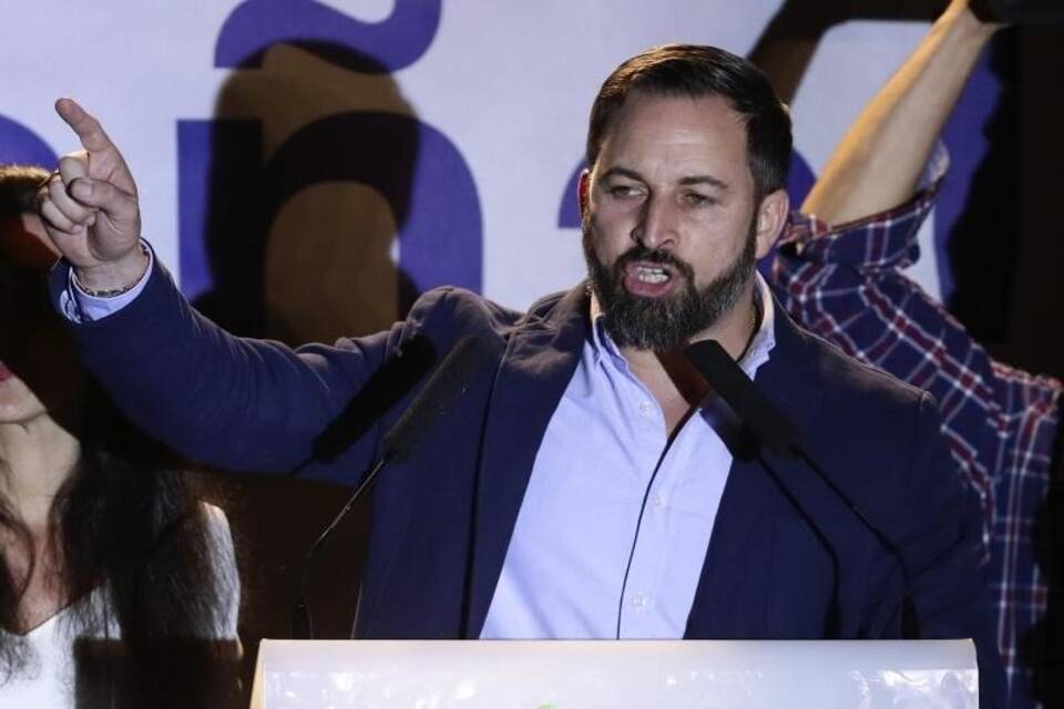 Santiago Abascal Santiago Abascal