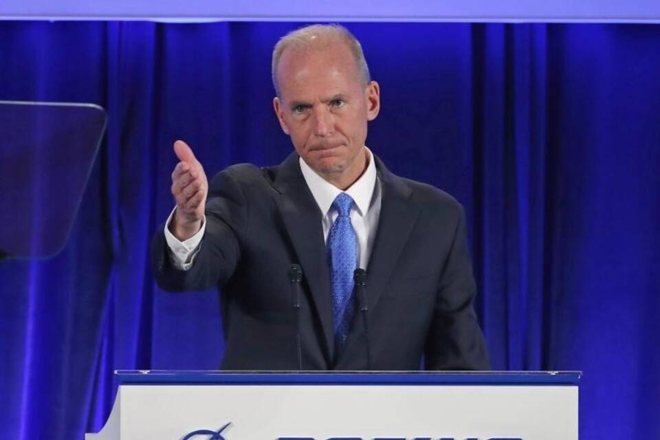 Dennis Muilenburg Dennis Muilenburg