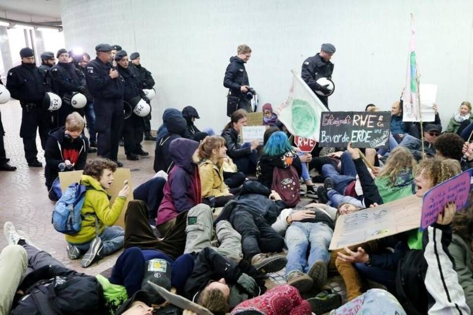 Fridays-for-Future-Proteste vor RWE