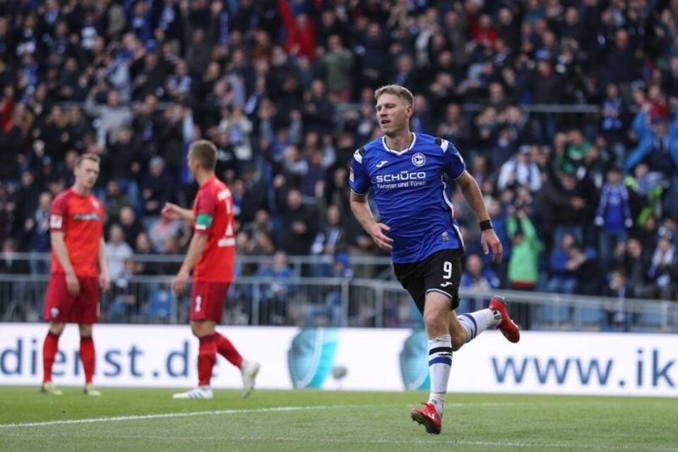 Arminia Bielefeld - SC Paderborn 07 Arminia Bielefeld - SC Paderborn 07