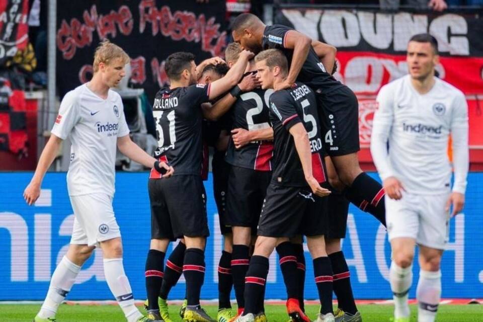 Bayer Leverkusen - Eintracht Frankfurt Bayer Leverkusen - Eintracht Frankfurt