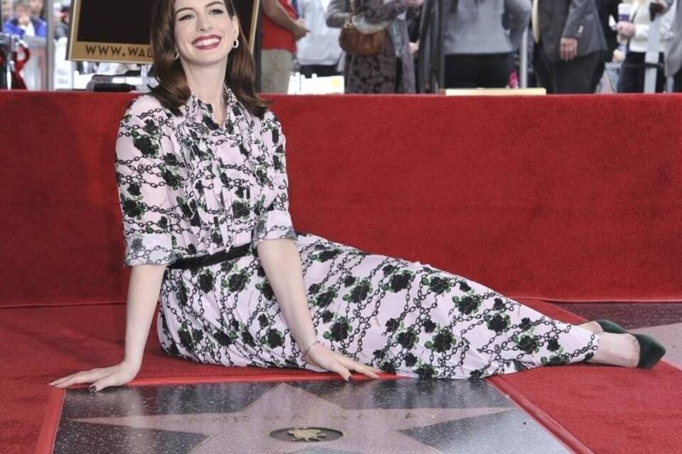 Anne Hathaway