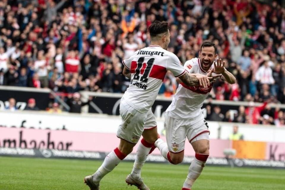 VfB Stuttgart - VfL Wolfsburg VfB Stuttgart - VfL Wolfsburg