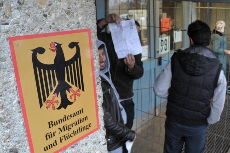Erstaufnahmeeinrichtung für Flüchtlinge in Ellwangen Erstaufnahmeeinrichtung für Flüchtlinge in Ellwangen