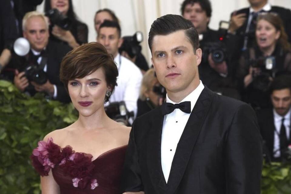 Scarlett Johansson und Colin Jost