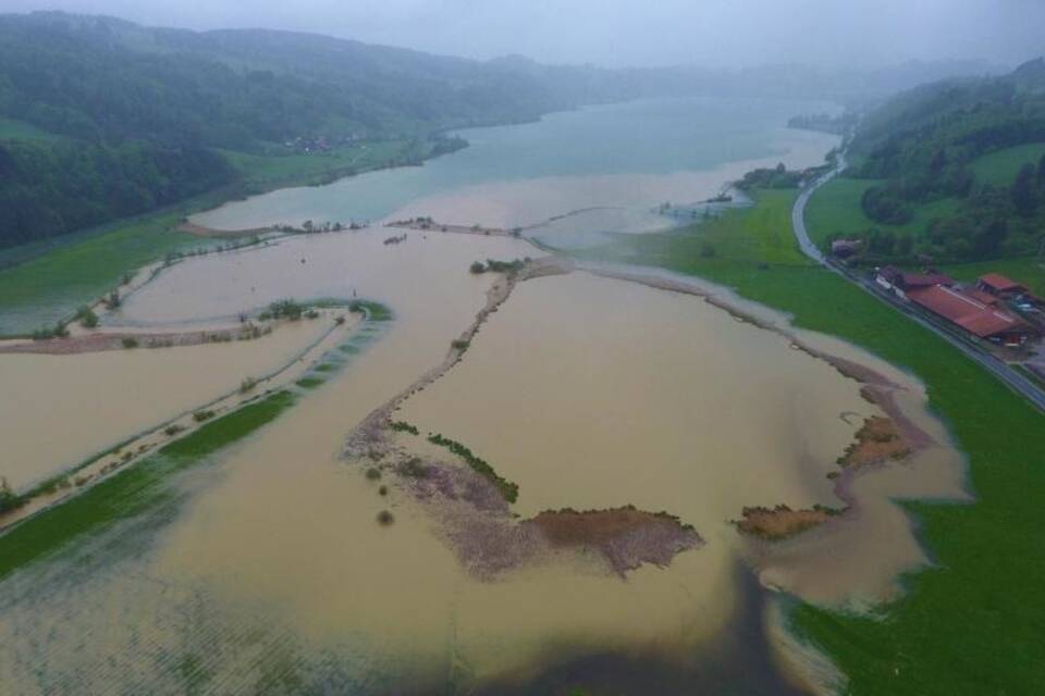 Über die Ufer getreten