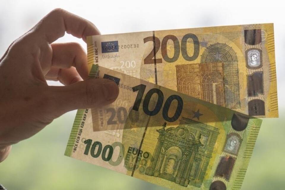 Neue 100- und 200-Euro-Scheine