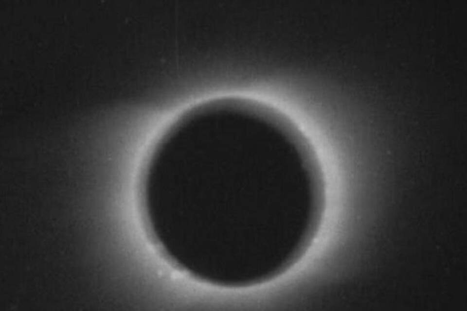 Sonnenfinsternis im Jahre 1900