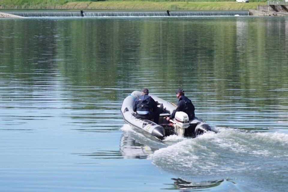 Nach dem Schlauchbootunglück auf dem Rhein