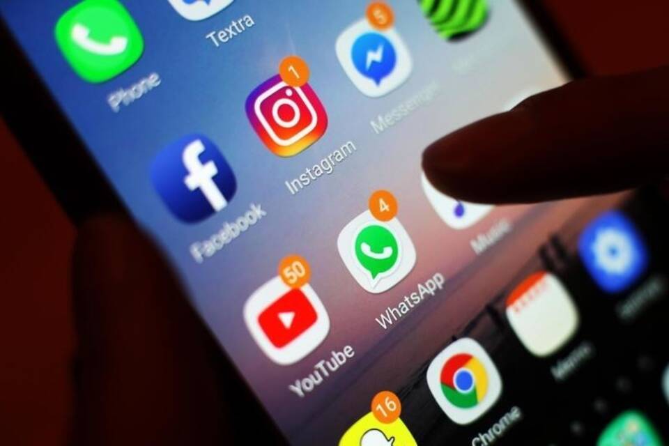 Instagram Instagram