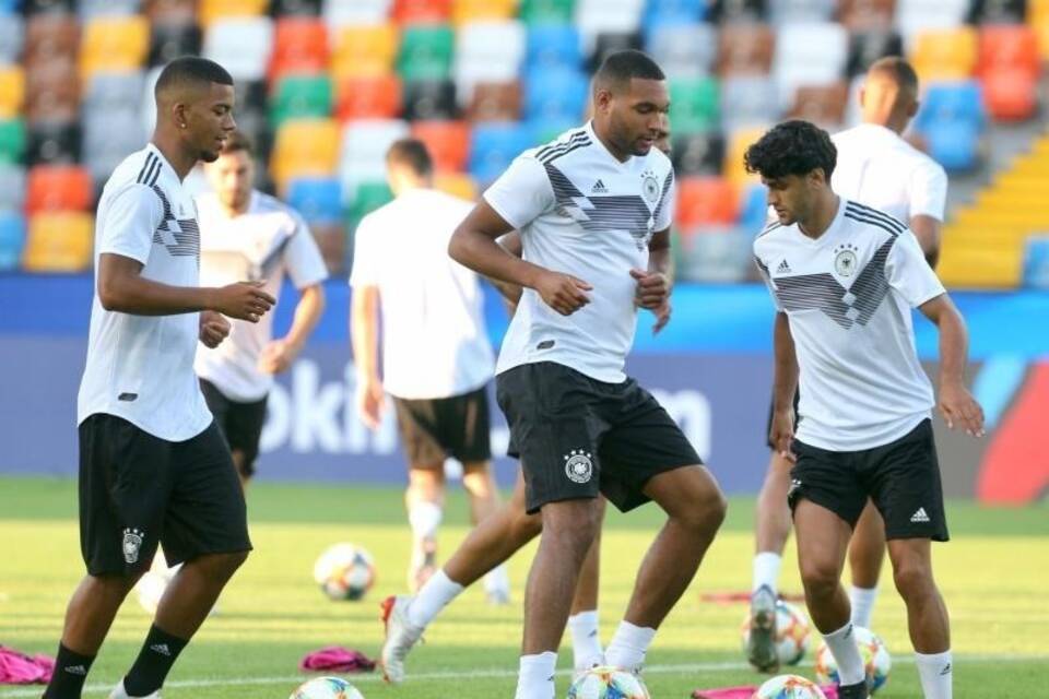 U21 U21