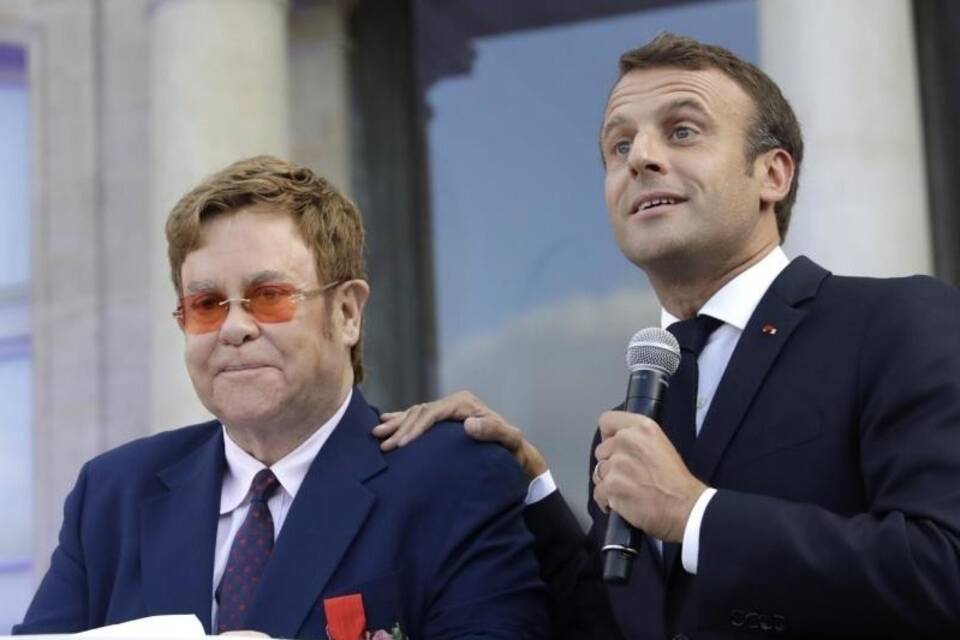 Elton John und Emmanuel Macron