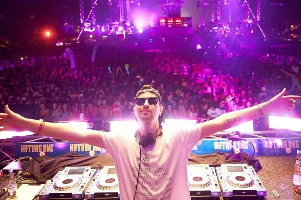 DJ Robin Schulz DJ Robin Schulz
