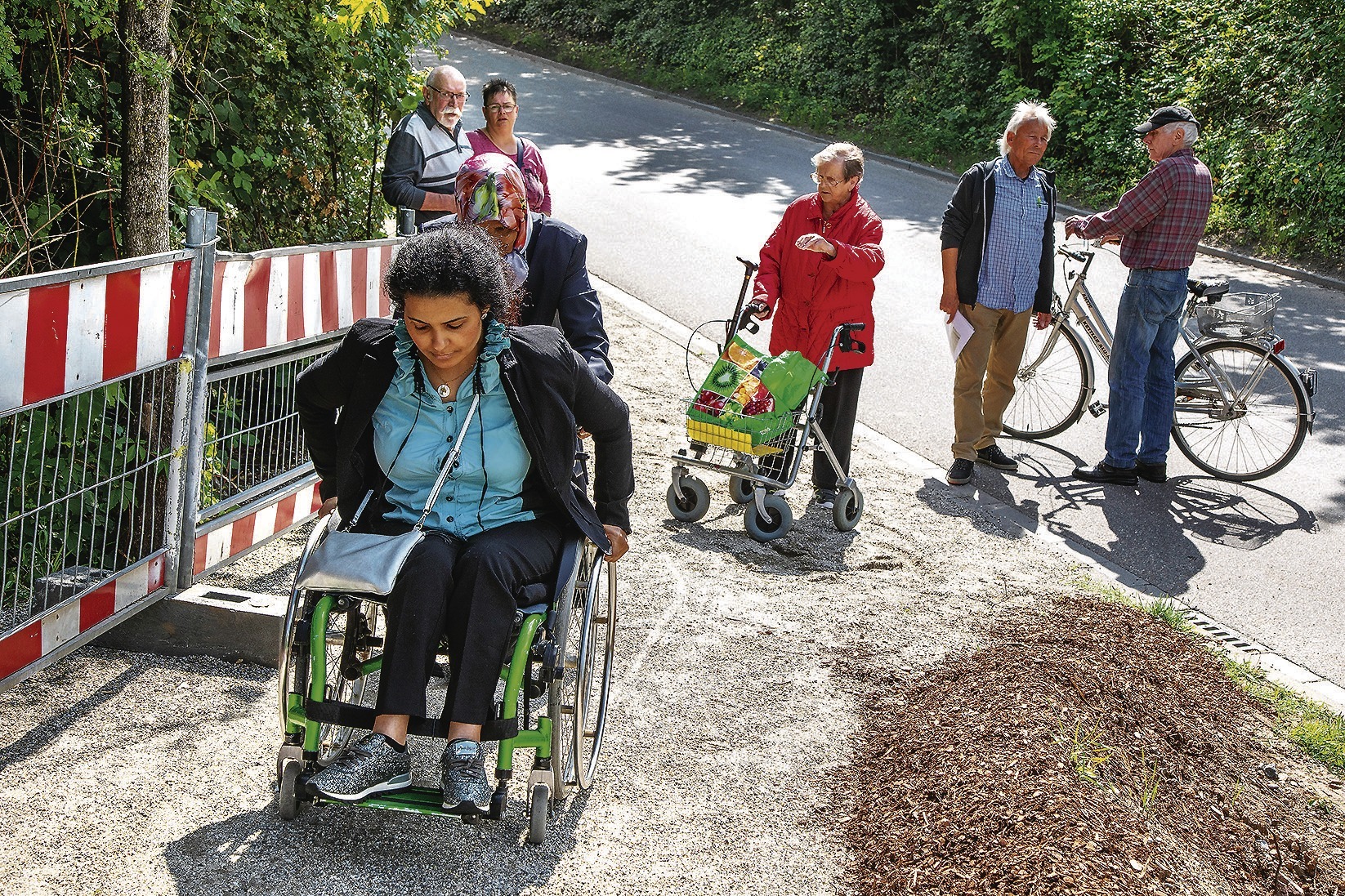 Edeka Zaun In Eppelheim Hartetest Mit Rollstuhl Und Rollator Nachrichten Region Heidelberg Rnz