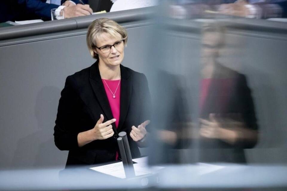 Bundesforschungsministerin Anja Karliczek im Bundestag