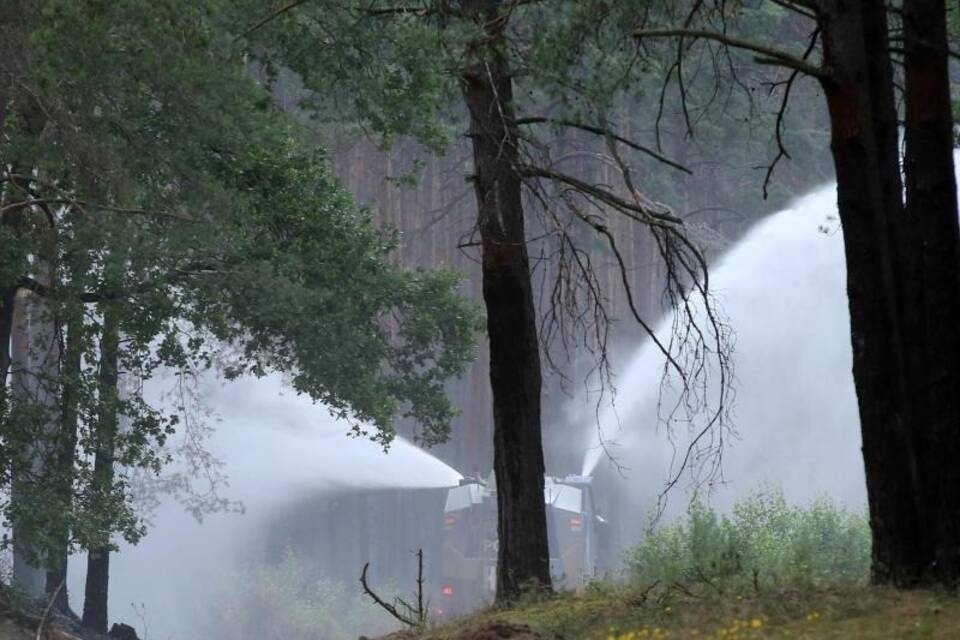 Waldbrand bei Lübtheen Waldbrand bei Lübtheen