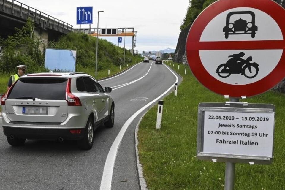 Autobahnauffahrt bei Innsbruck