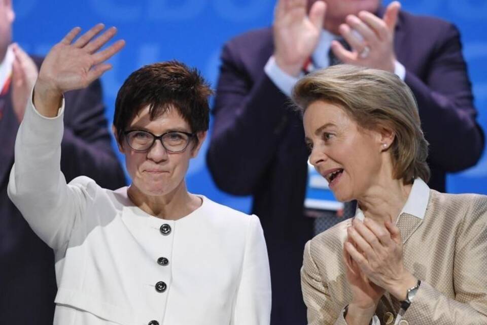 Annegret Kramp-Karrenbauer und Ursula von der Leyen