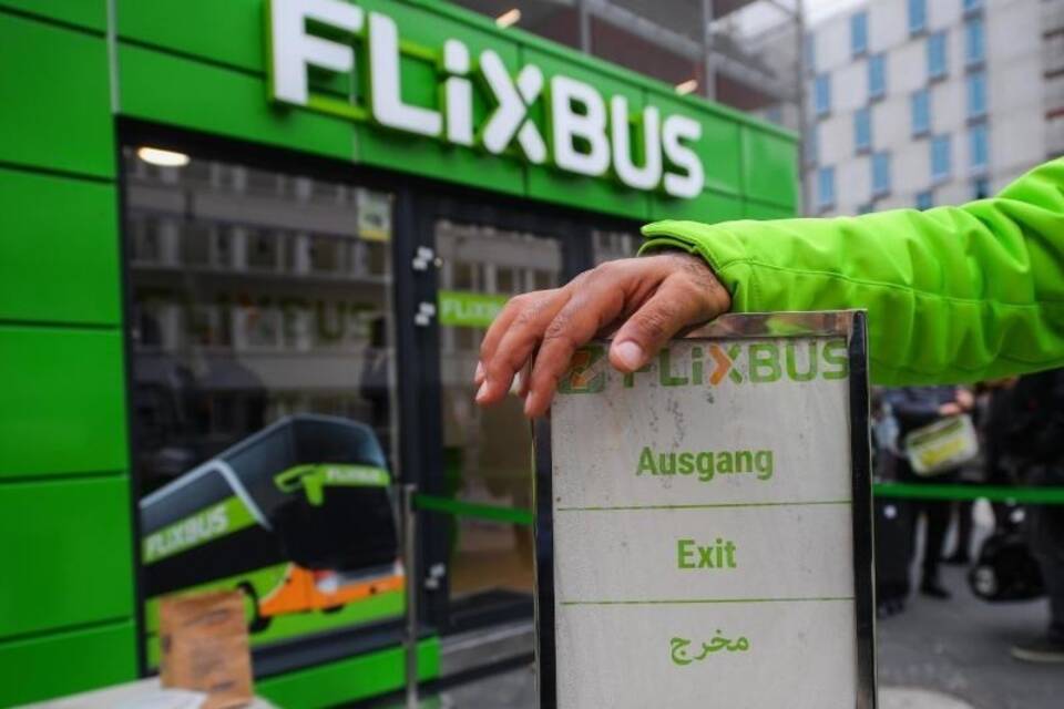Flixbus-Schriftzug