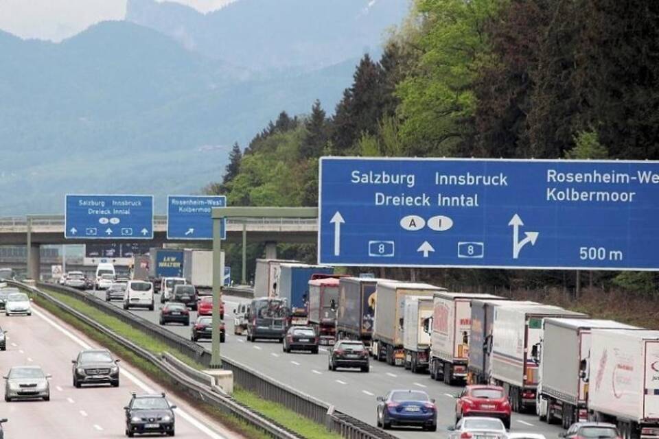 Lkw-Verkehr Lkw-Verkehr