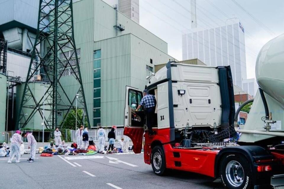 Blockade von Steinkohlekraftwerk