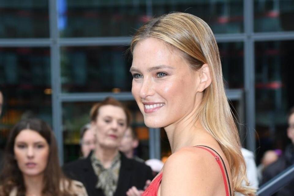 Bar Refaeli