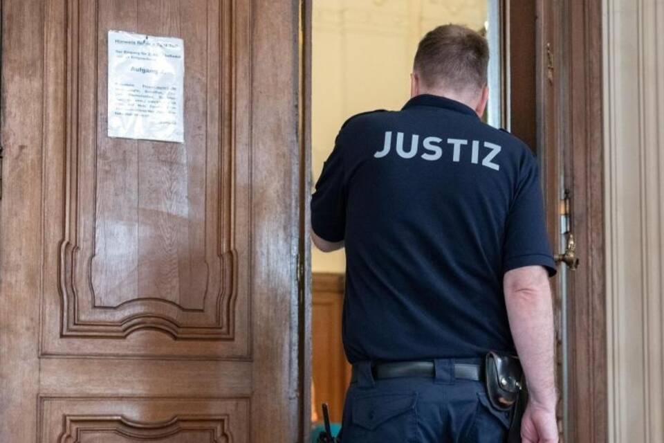 Fortsetzung Georgine-Prozess Fortsetzung Georgine-Prozess