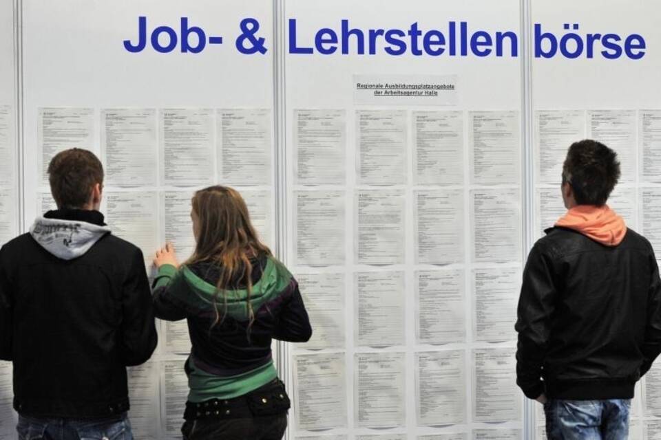 Jugendarbeitslosigkeit so niedrig wie nie seit der Wende Jugendarbeitslosigkeit so niedrig wie nie seit der Wende