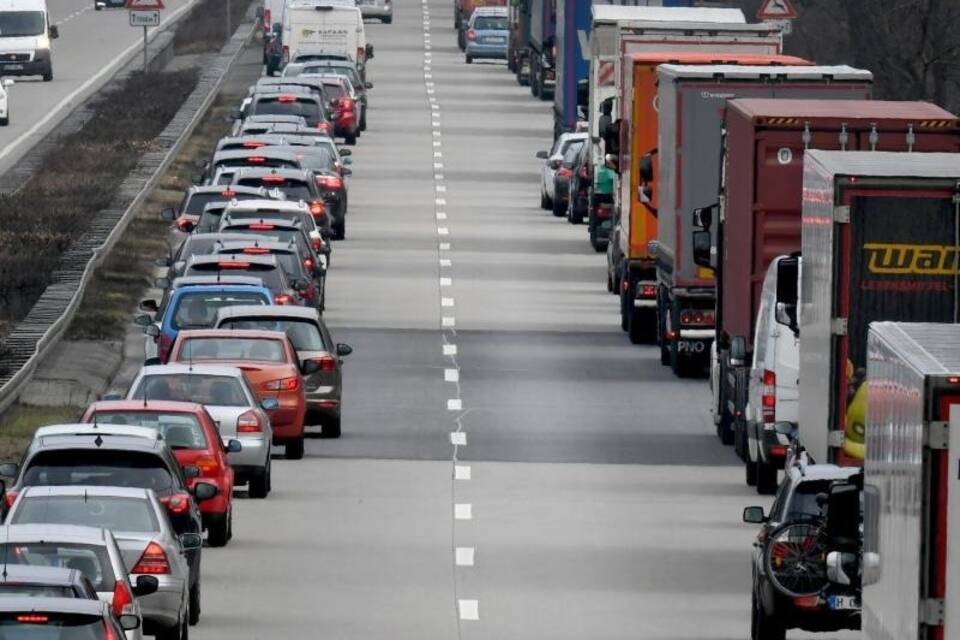 Rettungsgasse Rettungsgasse