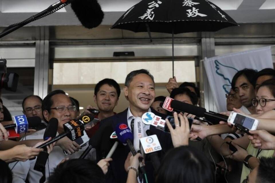 Hongkong lässt Protest-Anführer frei Hongkong lässt Protest-Anführer frei